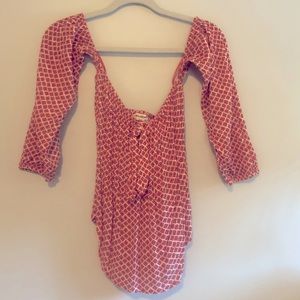 Billabong top Size Small